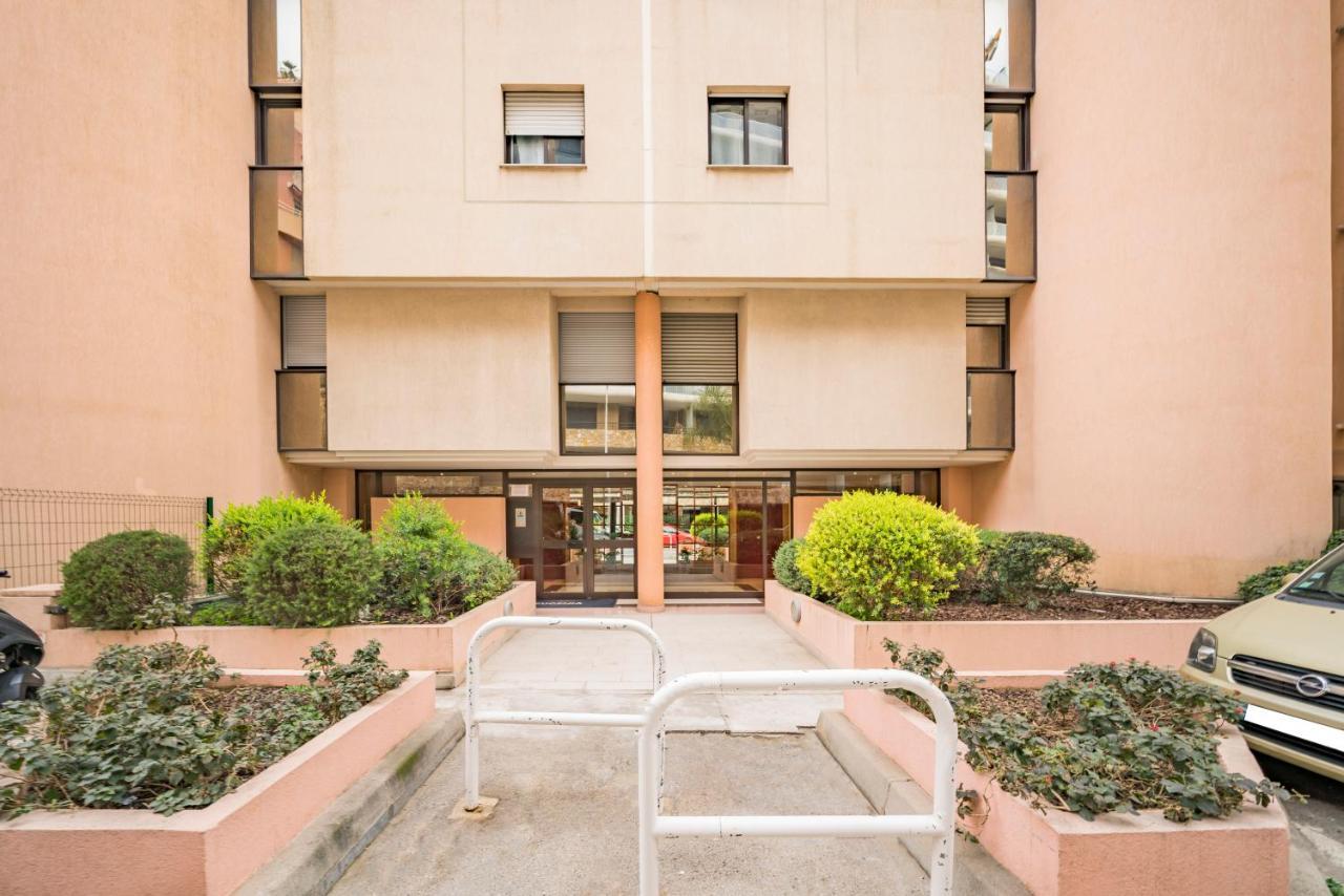 Apartment Vue & Tour Odeon - Piscine - Parking - Av Beausoleil